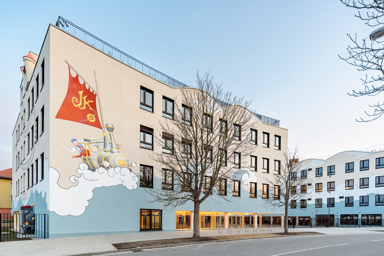 In Potsdam-Babelsberg wurden die Michael-Ende-Grundschule sowie zwei Kitas im Rahmen eines städtebaulichen Vertrags von uns realisiert. Foto: Andreas Schwarz