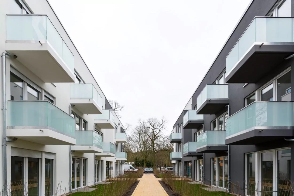 Die 250 Studentenapartments im Projekt Campus am Filmpark sind sehr begehrt. Mehrere Universitäten, ein Supermarkt, eine Drogerie, ein Fitnessstudio und zwei Bahnstationen sind zu Fuß erreichbar. © Andreas Schwarz