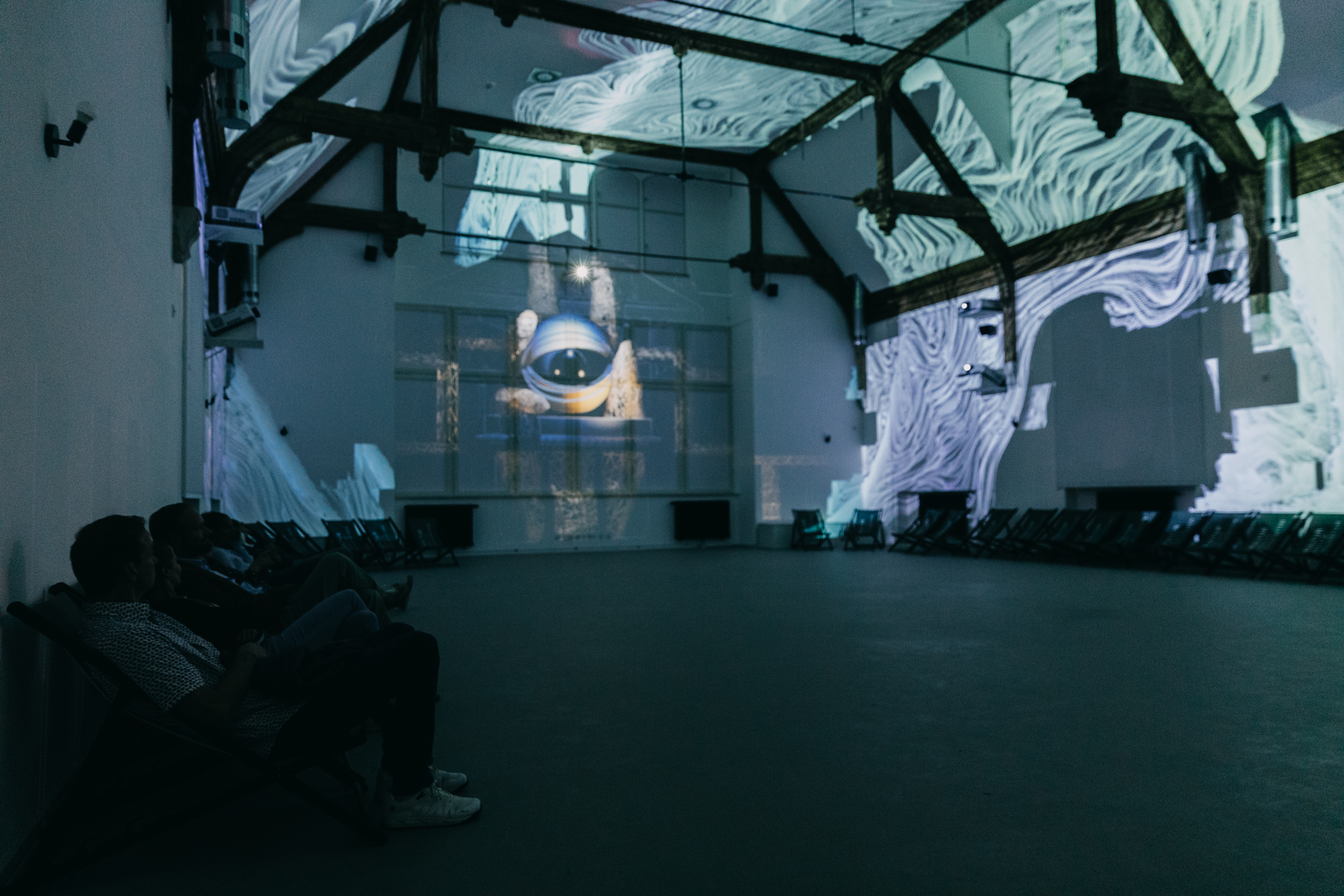 Die Installation „Dreaming Architecture“ im Zandersaal. Bild: © Lea Städler